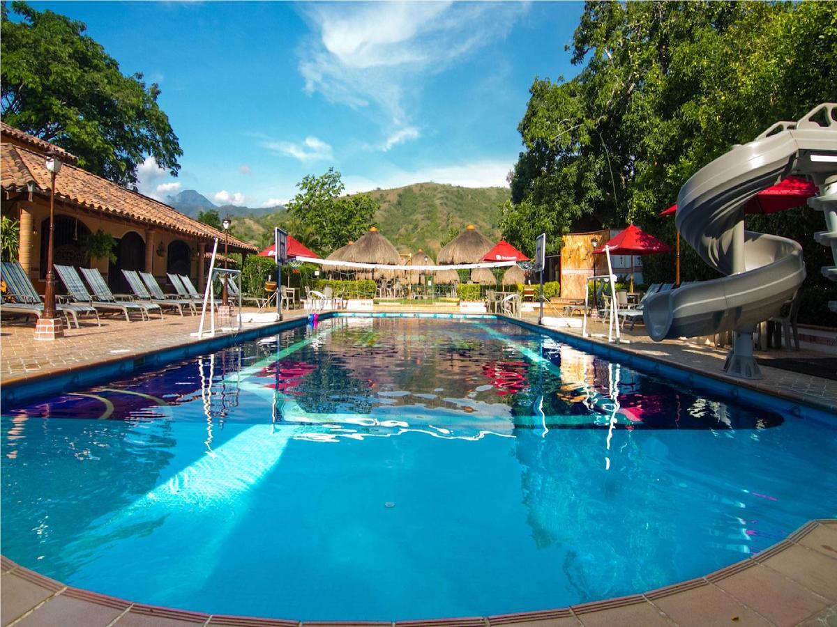 Hosteria Tonusco Campestre Santa Fe de Antioquia Exteriör bild